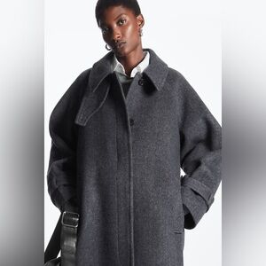 COS Women’s Gray Oversized Rounded Wool Coat SOLD OUT ! Size M 💫 NWOT!